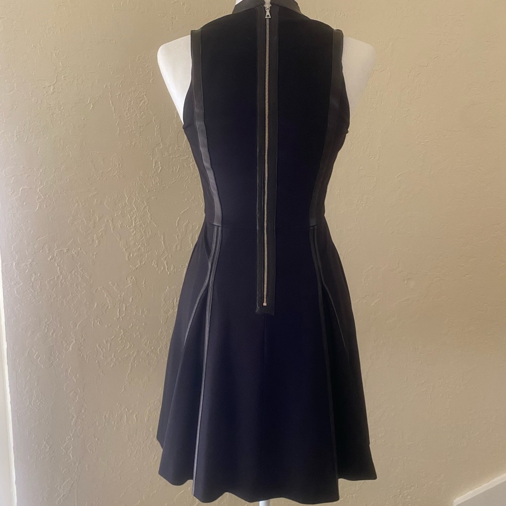 REBECCA TAYLOR Black Leather Trim Shift Dress Size 0 Sleeveless Mini - Picture 3 of 5